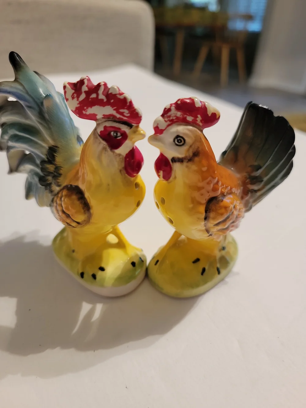 Vintage Set of Rooster and Hen Chicken Salt and Pepper Shakers Made In Japan